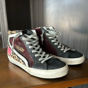 Slide Sneaker in Animalier, Burgundy Suede & Fuschia
Golden Goose